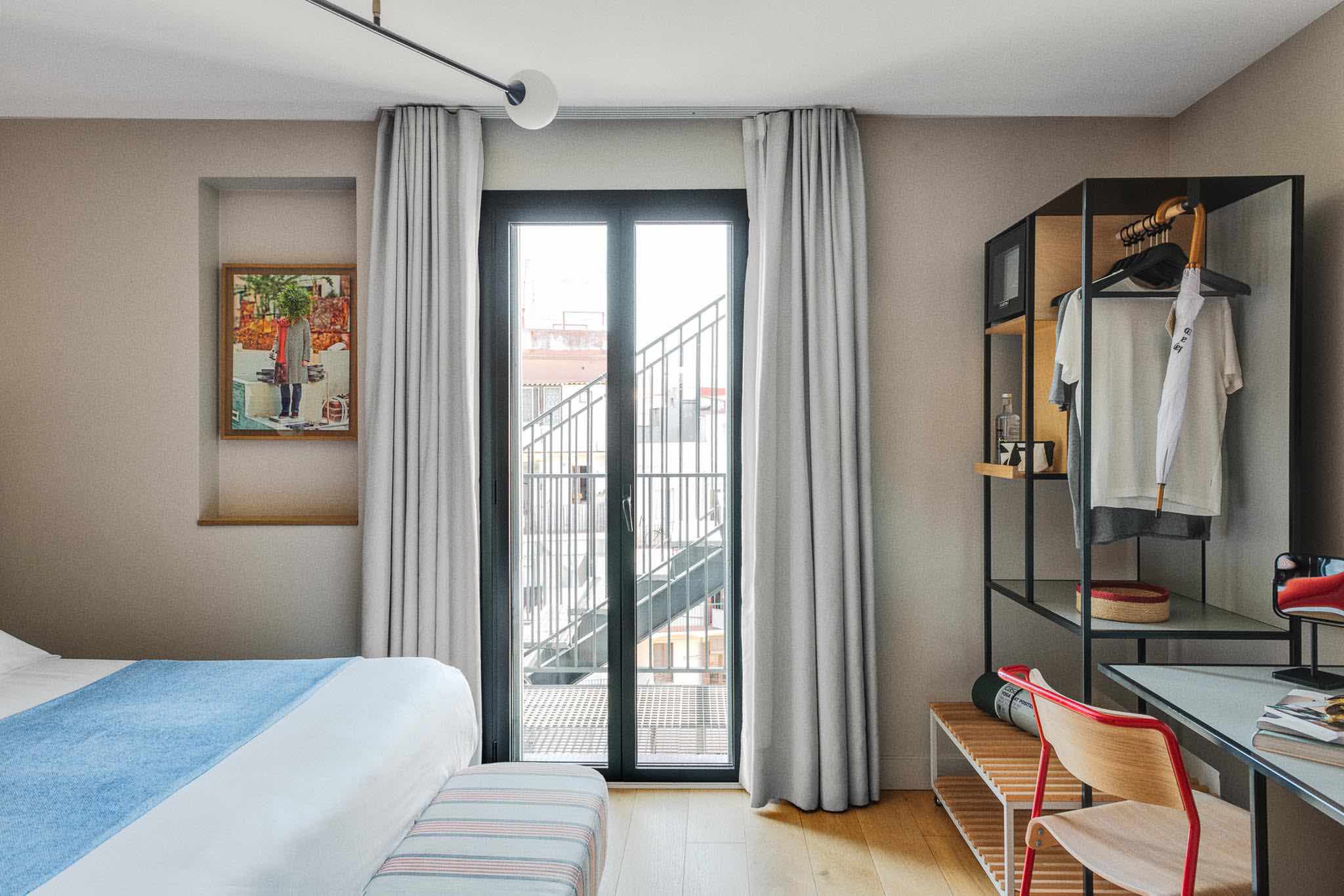  brummell-rooms-poolside with city view from top boutique hotels in Barcelona room
